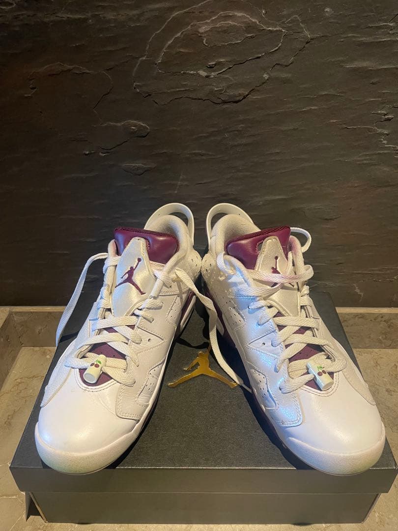 Jordan エア ジョーダン 6 ホワイト/バーガンディ