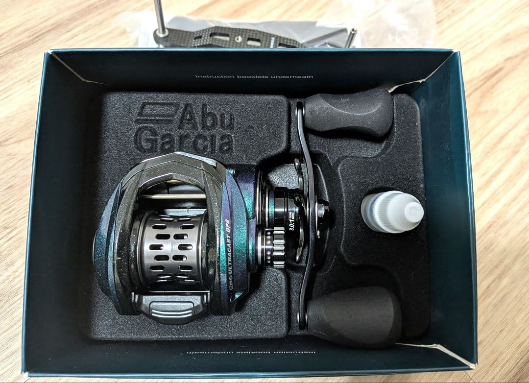 【オマケ付き】Abu Garcia ウルトラキャスト BF8