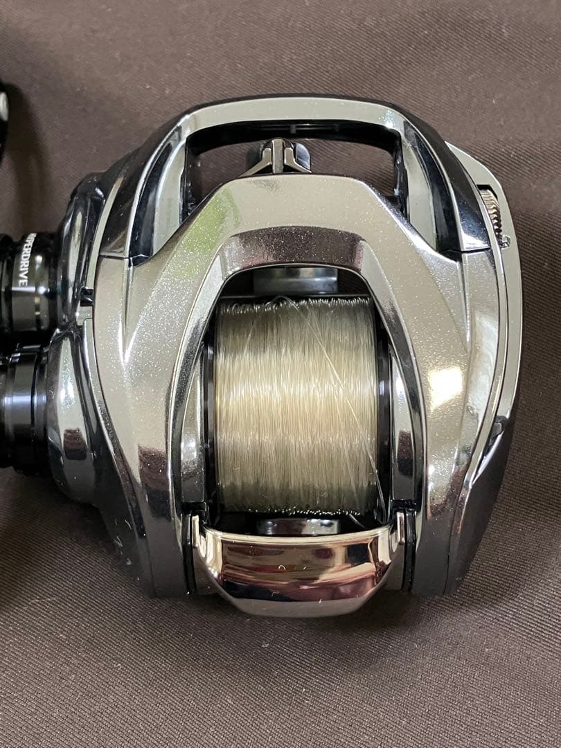 ダイワ 21 スティーズリミテッド　 SV TW 1000HL