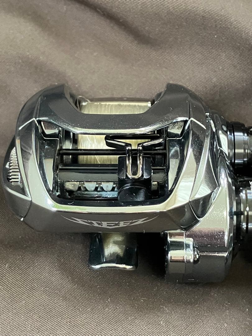 ダイワ 21 スティーズリミテッド　 SV TW 1000HL