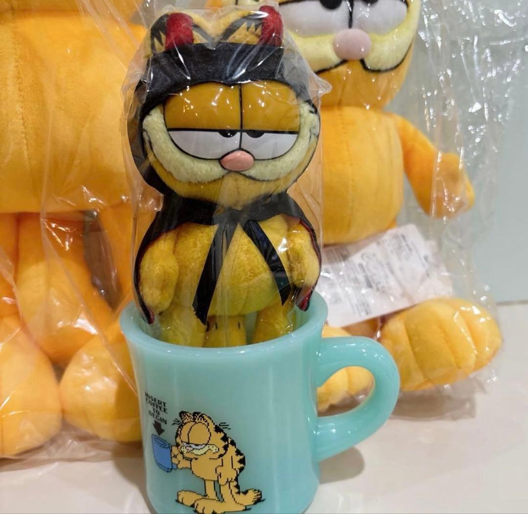 ガーフィールド ぬいぐるみセット　マグカップ　アメキャラ　ニコアンド