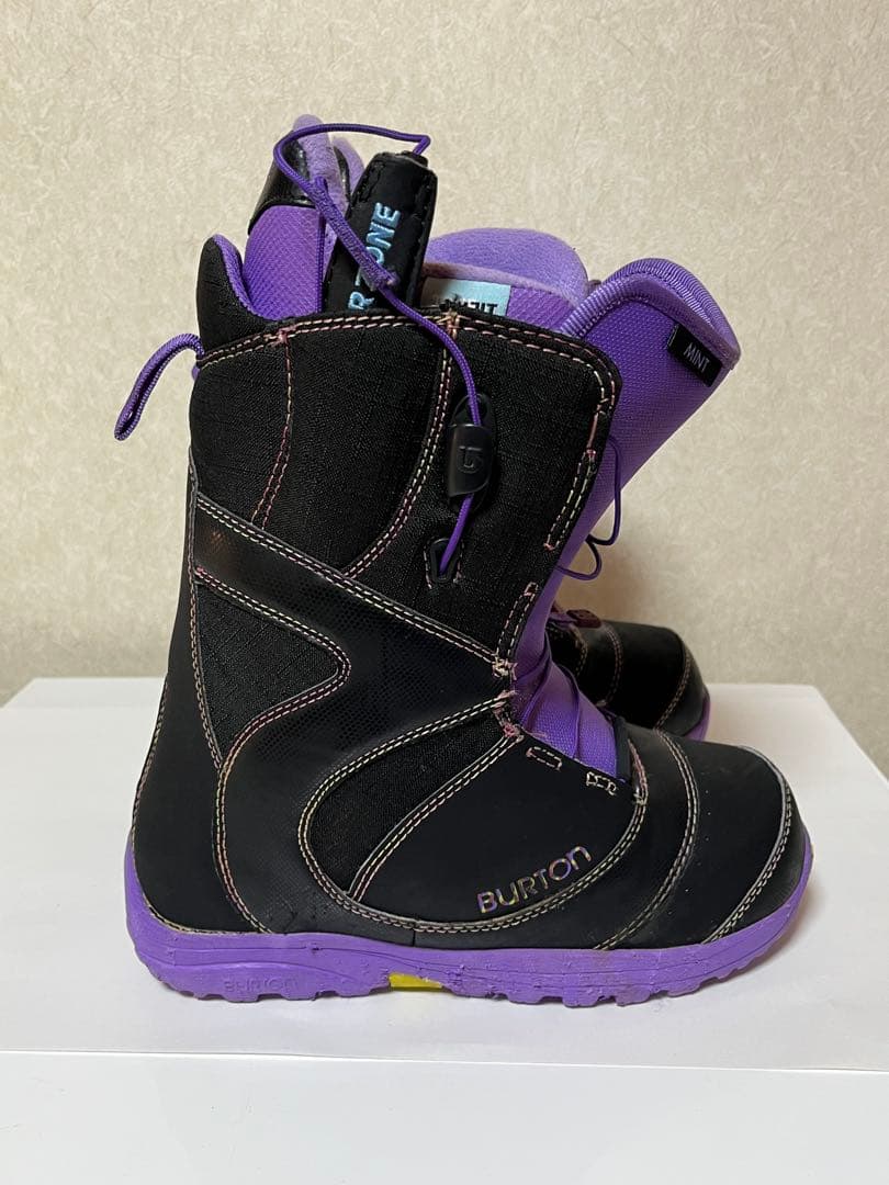 Burton Mint Asian Fitスノーボードブーツ 22.5cm 美品