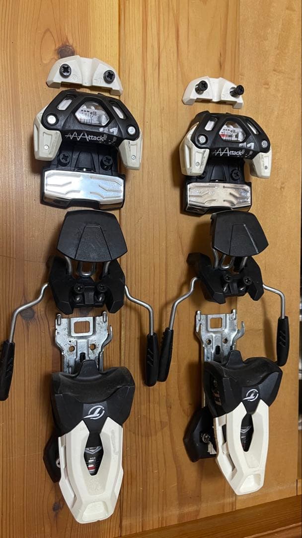 チロリア ビンディング　アタック11 attack11 ファット