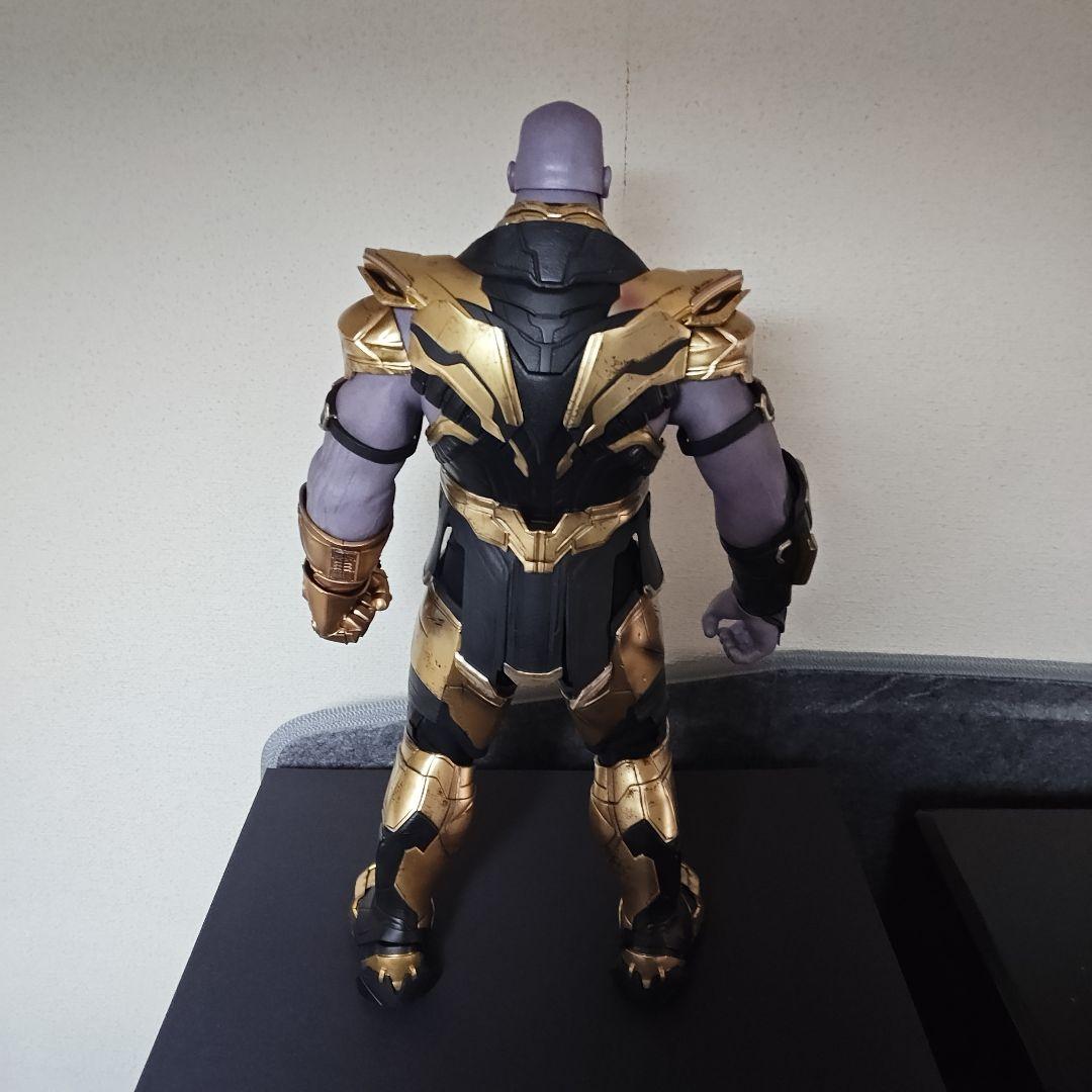 サノス フィギュア ホットトイズ アメコミ