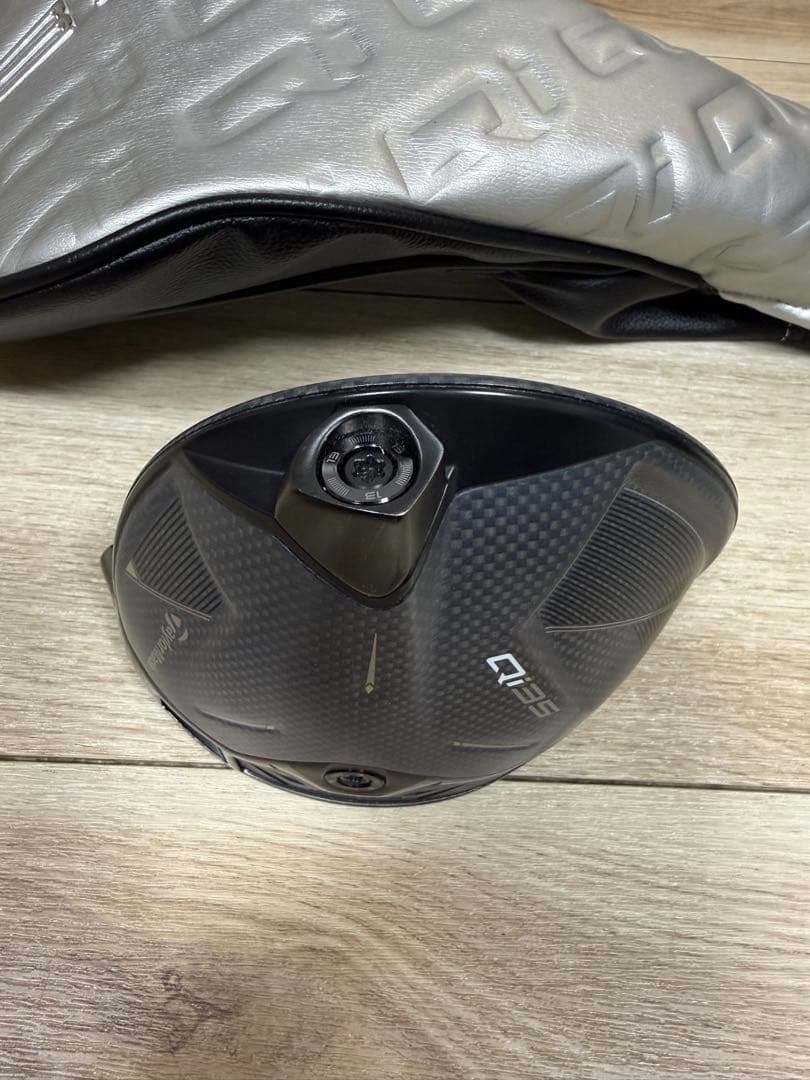 TaylorMade　Qi35 ドライバー　9度 (ヘッドカバー付き)