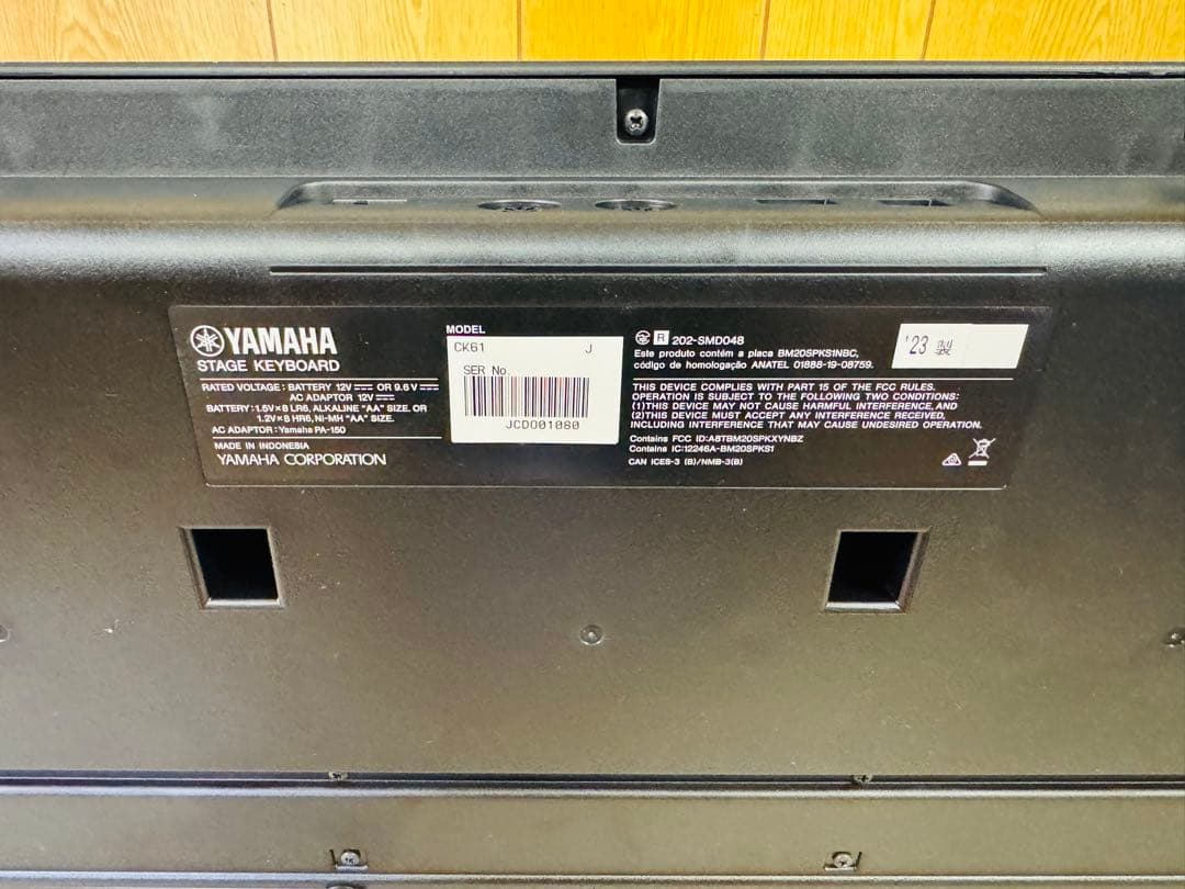 ヤマハ YAMAHA CK61 ステージキーボード シンセサイザー２個口発送予定