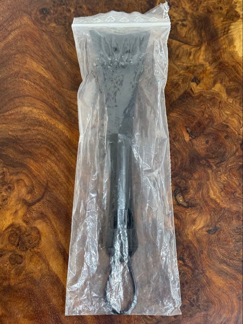 【新品】ドイツ製 チェロ用エボニーテールピース