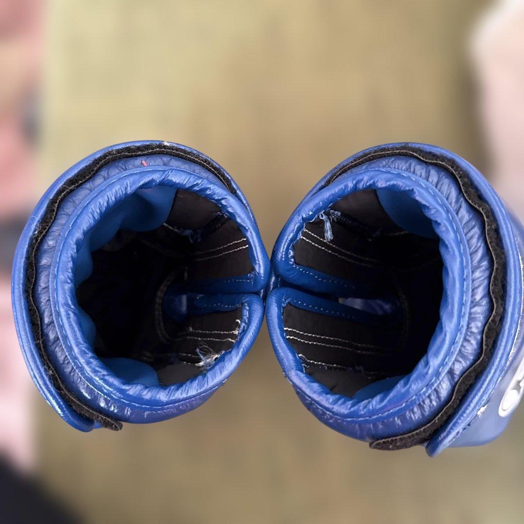 【最終価格】WINDY ボクシンググローブ 8oz 青