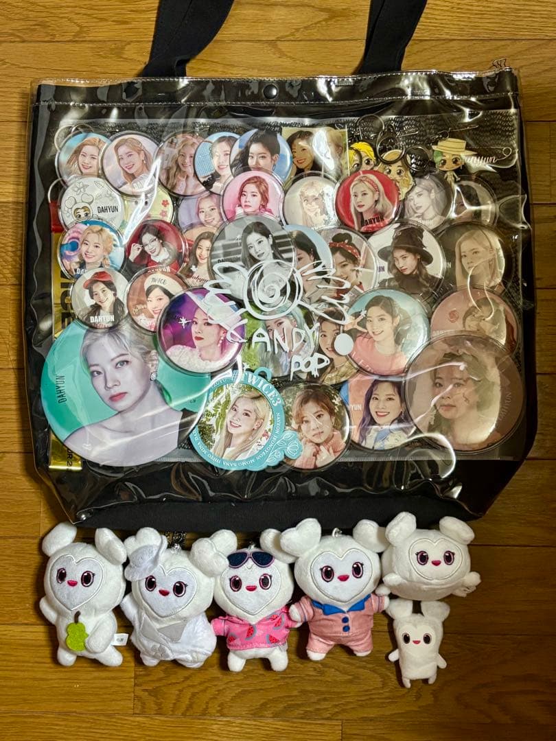 カワウソ TWICE ダヒョン 缶バッジ ダブリー 痛バ