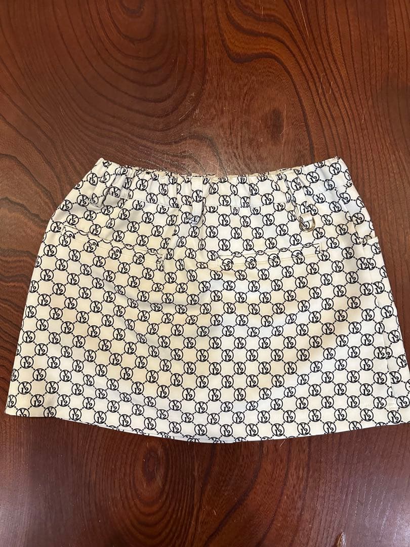 V12 スカート ホワイト サイズ2 美品