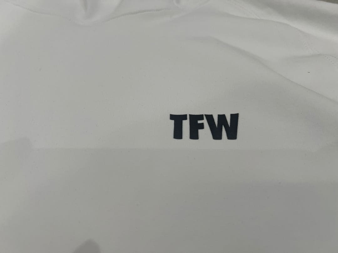 TFW49 ティーエフダブリュー49 ロングスリーブブラッシュドフーディ