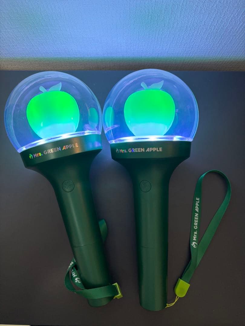 公式 MGA ミセス ペンライト 本体 ＆ 箱 ＆ 説明書　２本セット