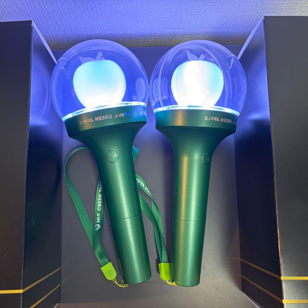 公式 MGA ミセス ペンライト 本体 ＆ 箱 ＆ 説明書　２本セット