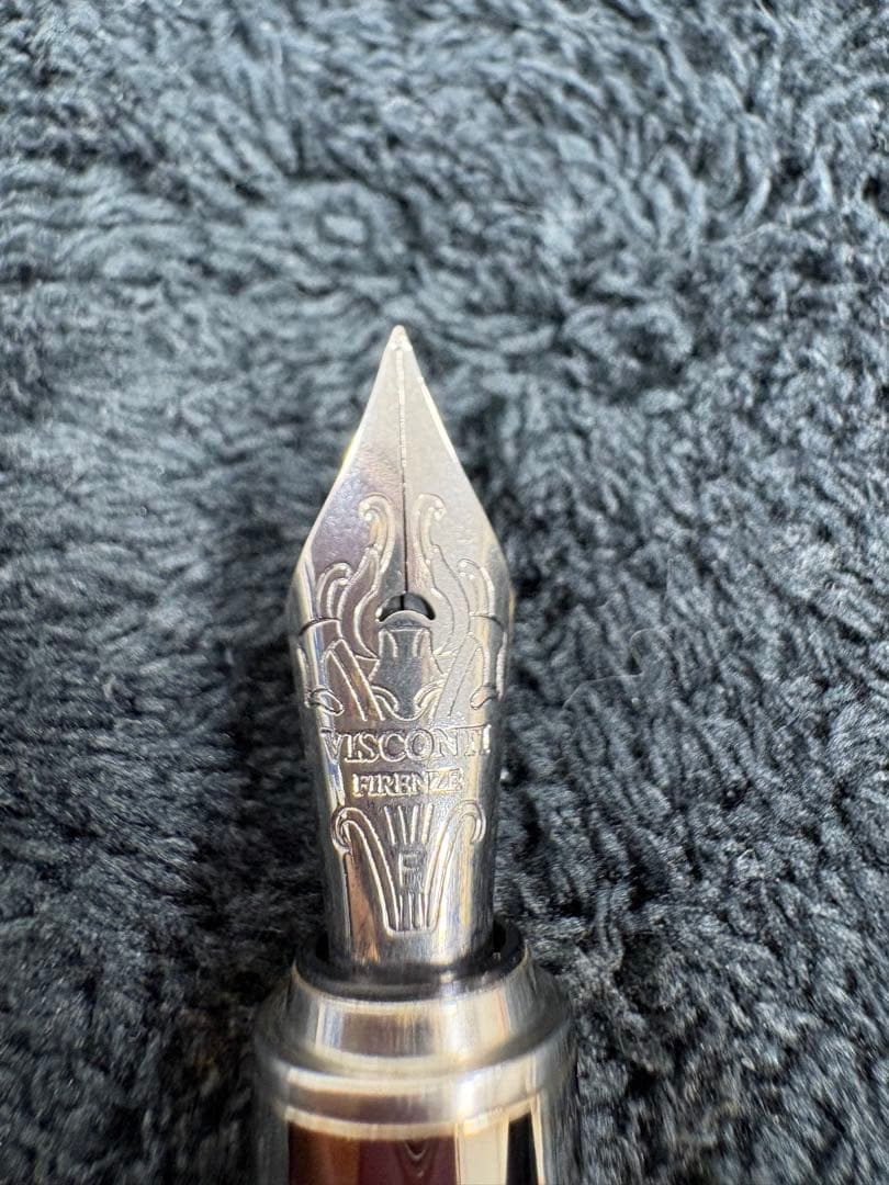 VISCONTI クラシック万年筆 黒