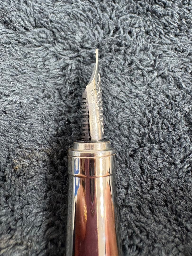 VISCONTI クラシック万年筆 黒