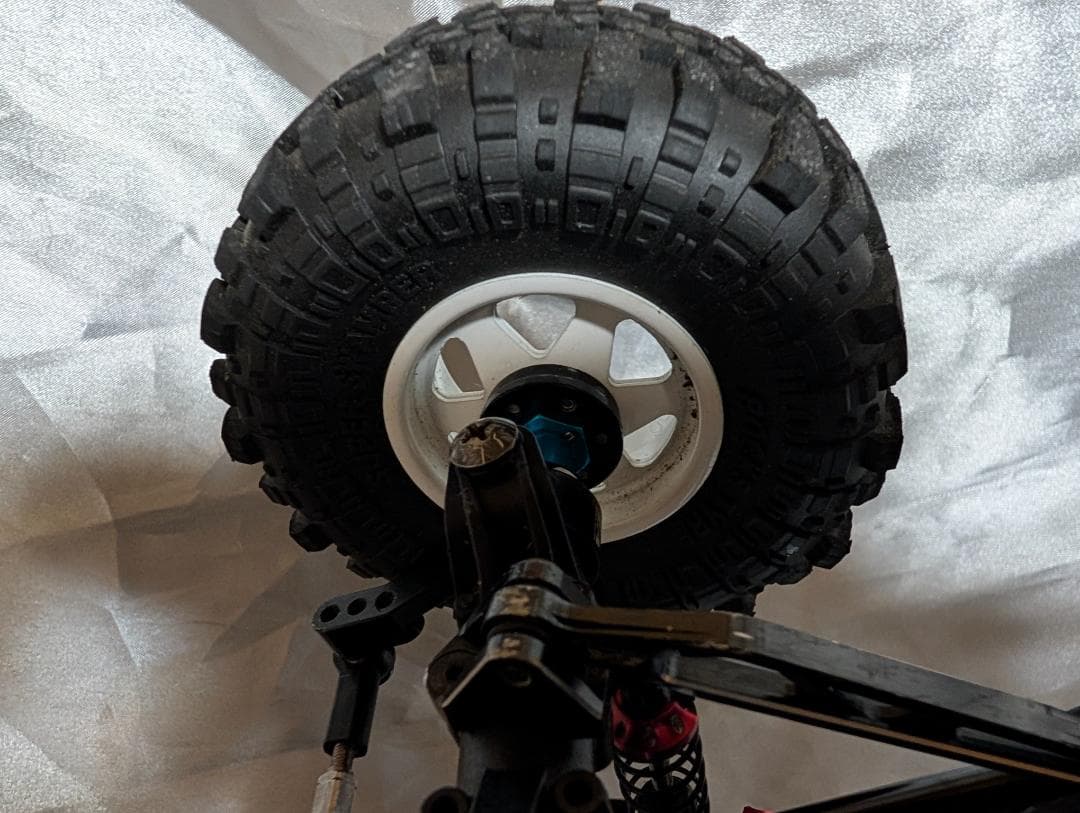 ★釣り好き親玉 タミヤフォード バハ ブロンコ CC-02シャーシ改