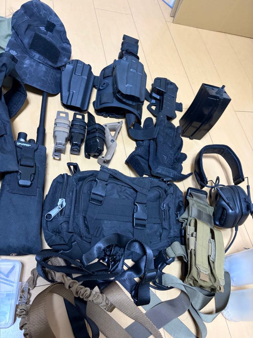 サバゲー　パーツ　グッズ　ホルスターまとめ売り