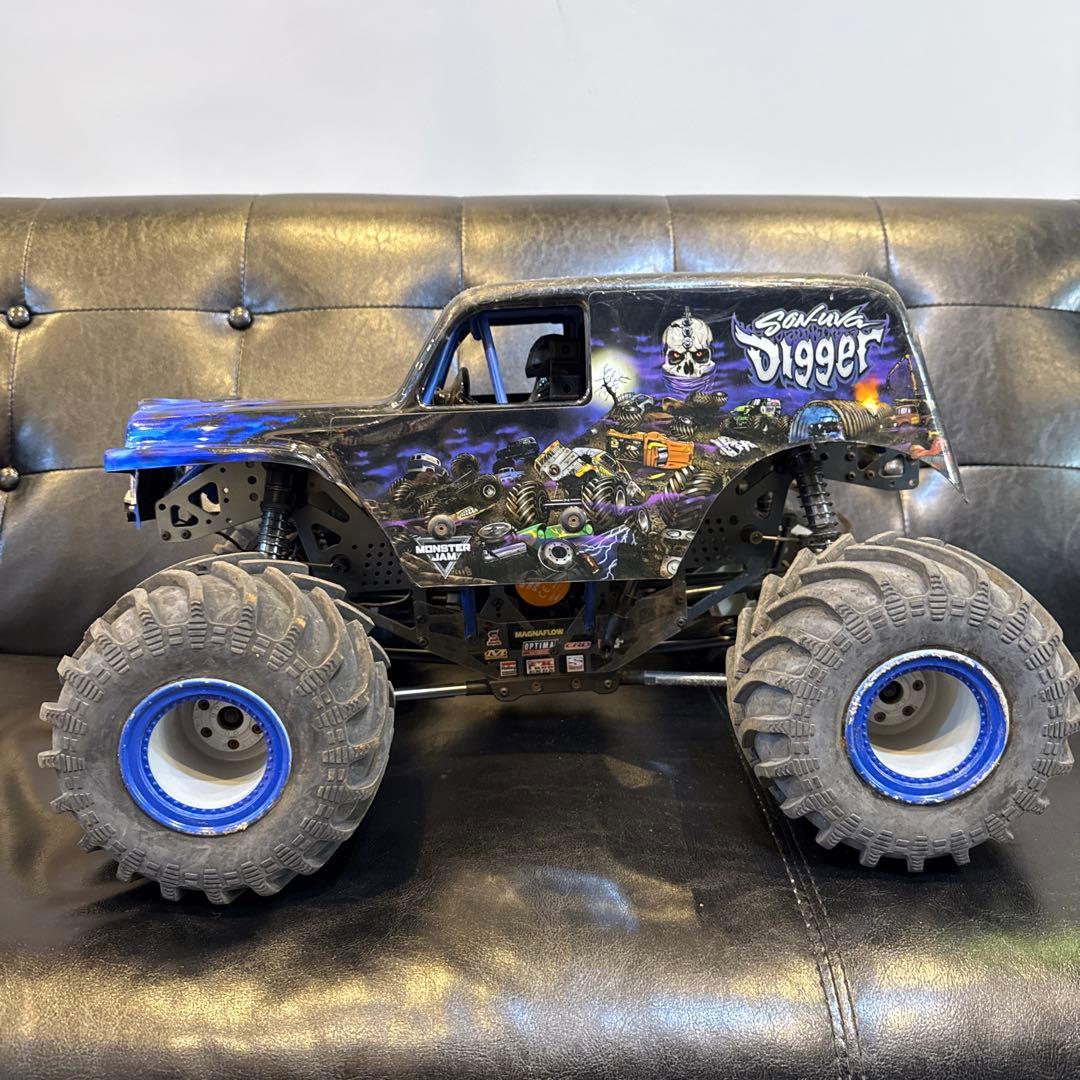 あぼあぼあぼ様売り切り1/8 LOSI LMT Son Uva Digger