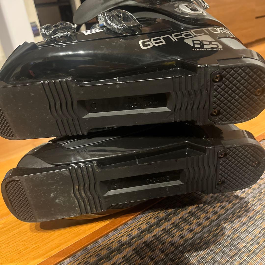 GENFACTORY BUMPS7 スキーブーツ 26.5cm ほぼ未使用