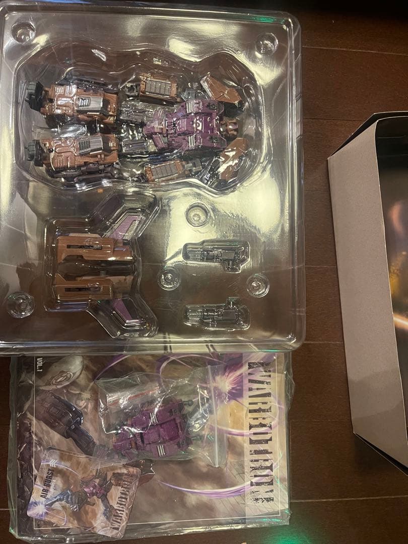 ブルーティカス　WARBOTRON トランスフォーマーサードパーティ