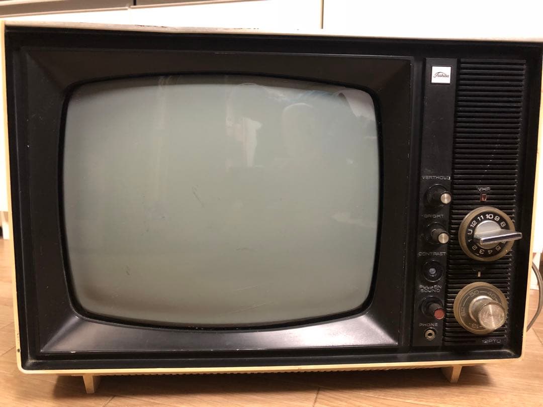 【匿名配送❗️】TOSHIBA PUBLIC 12 TV 【ジャンク】❣️