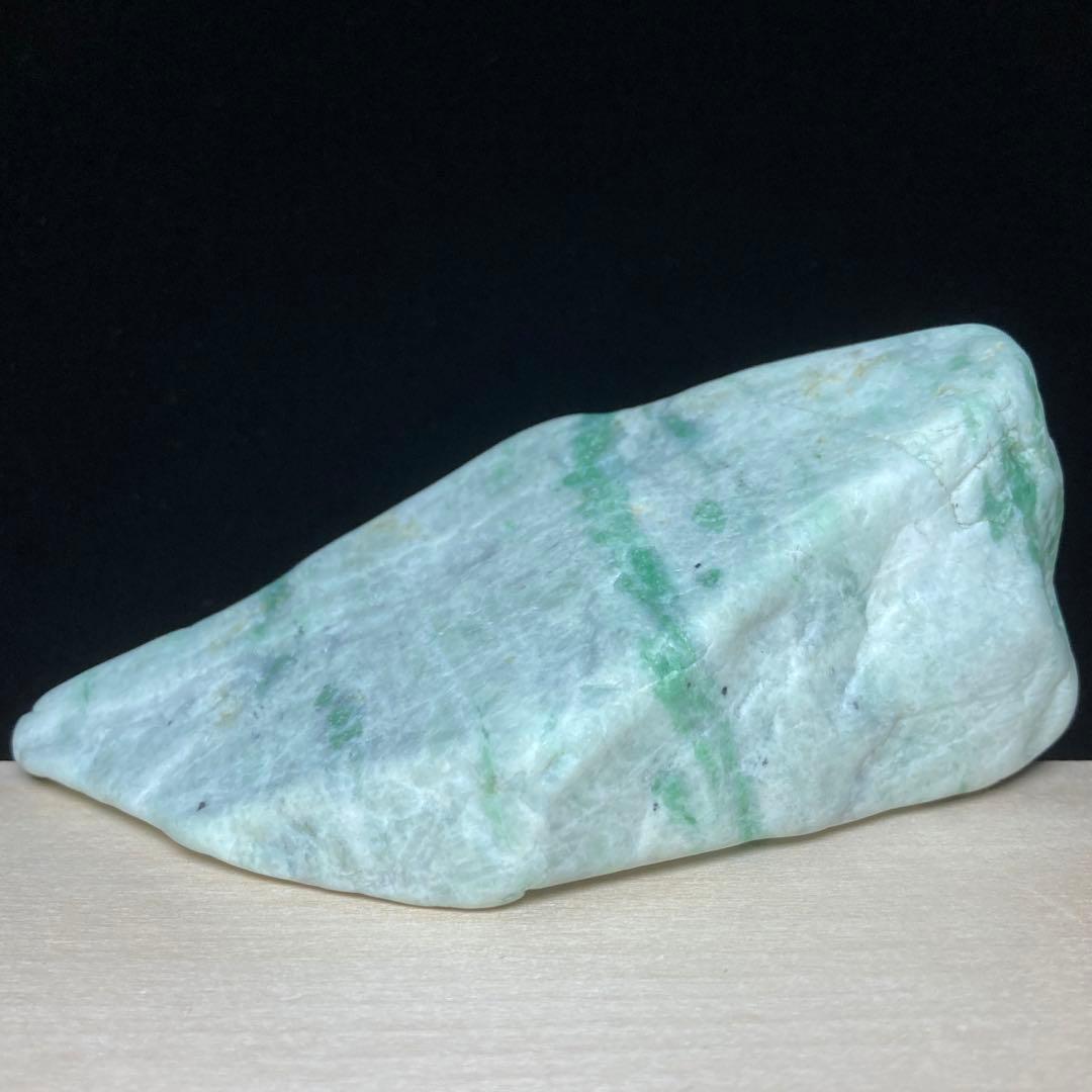 5月13日22時までの出品！　糸魚川翡翠　小断層翡翠　川石　原石　314.7ｇ