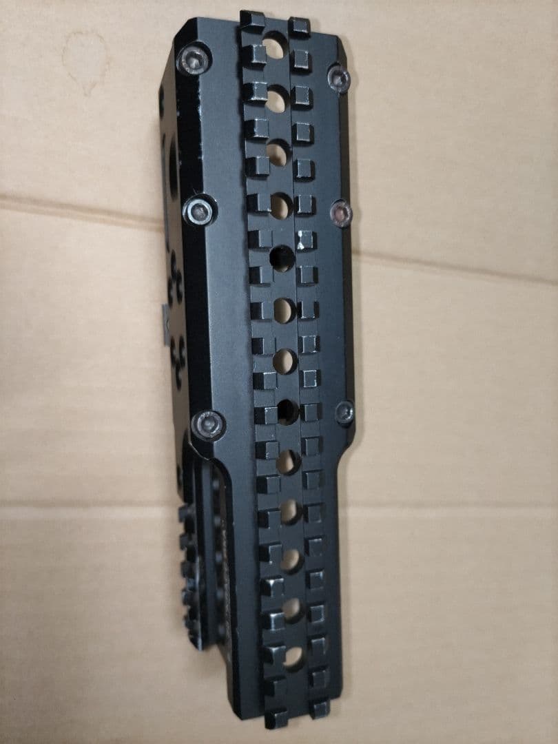 PKM用 ZENIT B-50タイプ ハンドガード