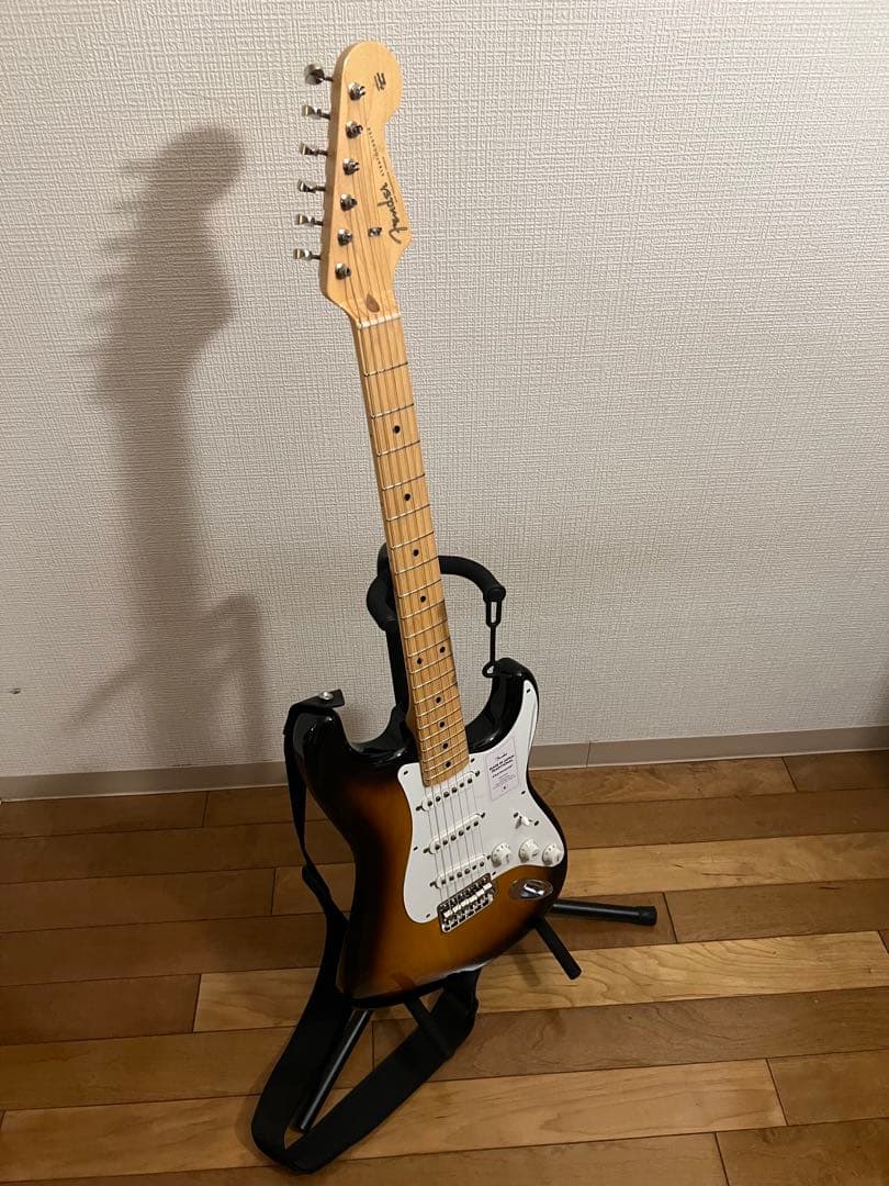 【美品】Fender japan ストラトキャスター 50'sサンバースト