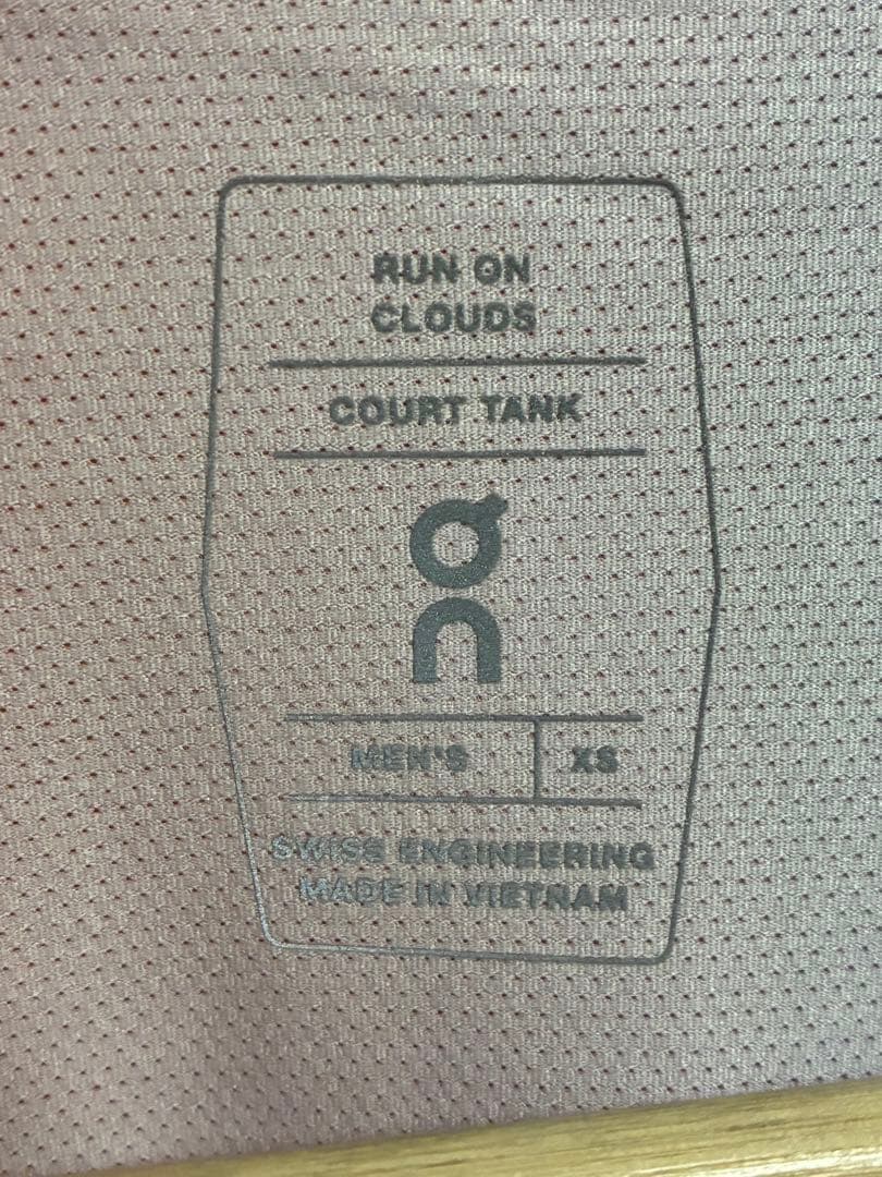 On オン Court Tank