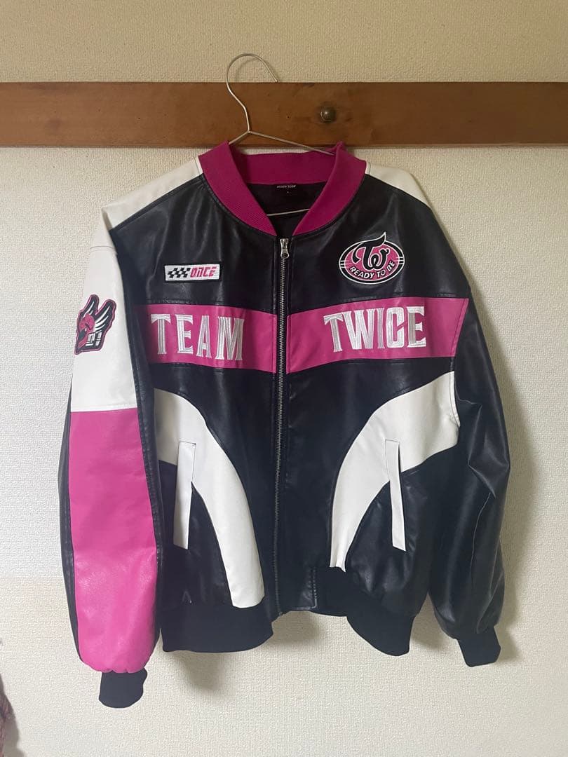 TWICE READY TO BE スタジャン