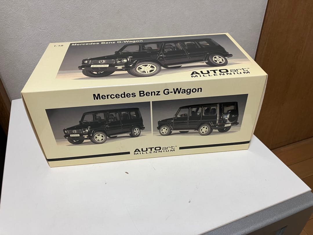 1/18 オートアート　メルセデスベンツ G-Wagon　黒