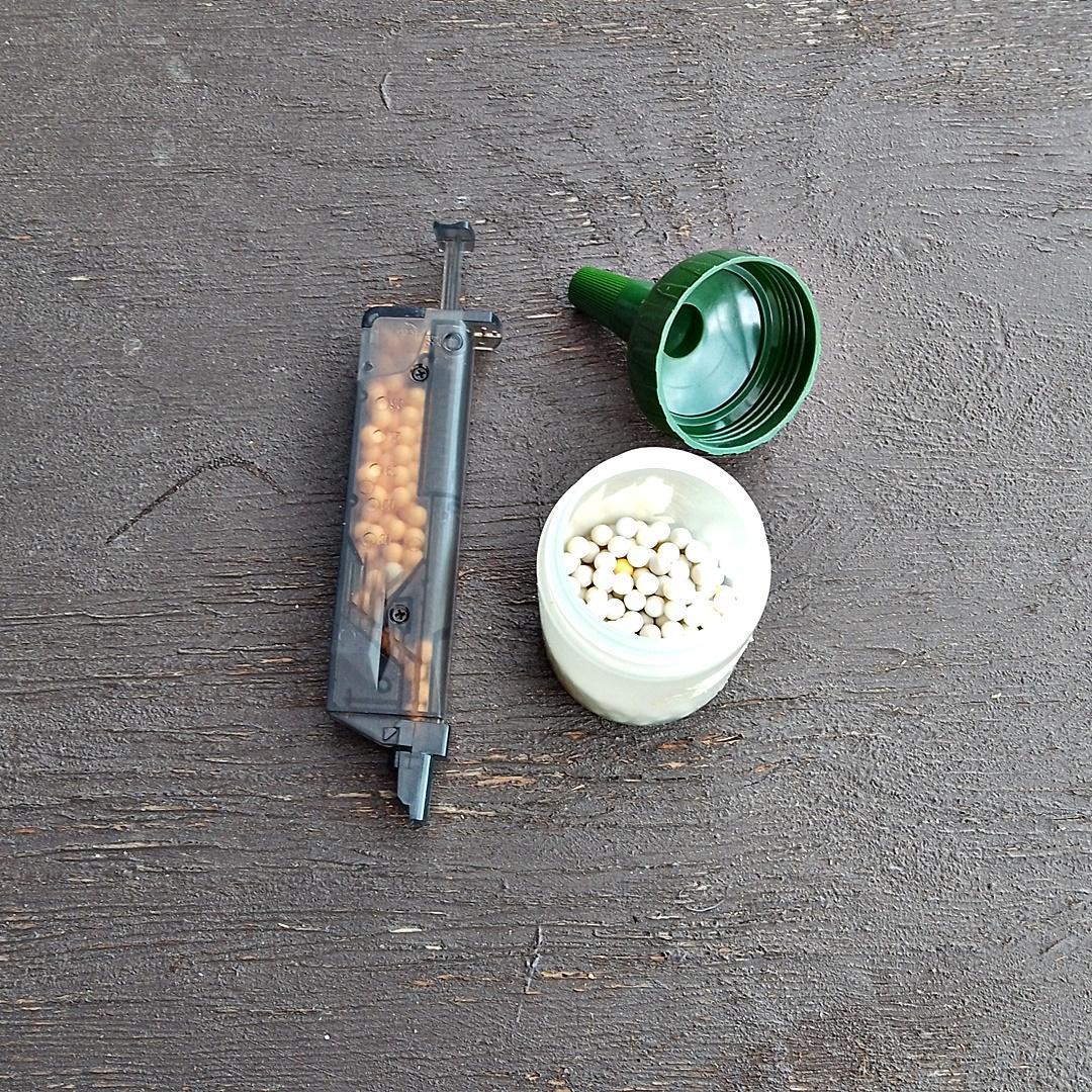 東京マルイ クーガーG エアーガンセット ホルスター 弾薬箱 BB弾 保護メガネ