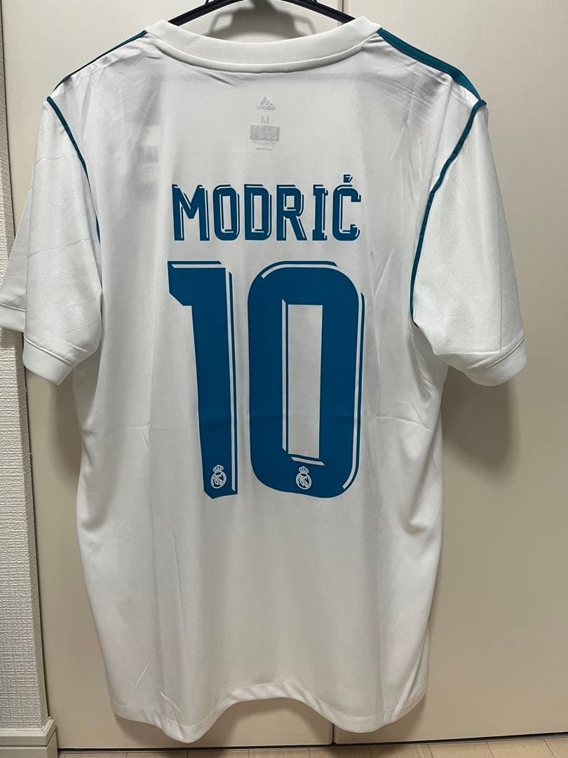 【専用】レアル・マドリード 17-18 ホームユニフォーム　モドリッチ 10番