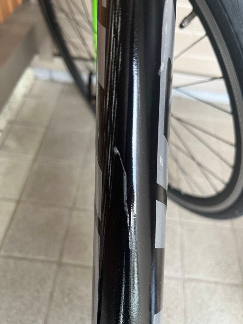 ロードバイク ブラック/グリーン