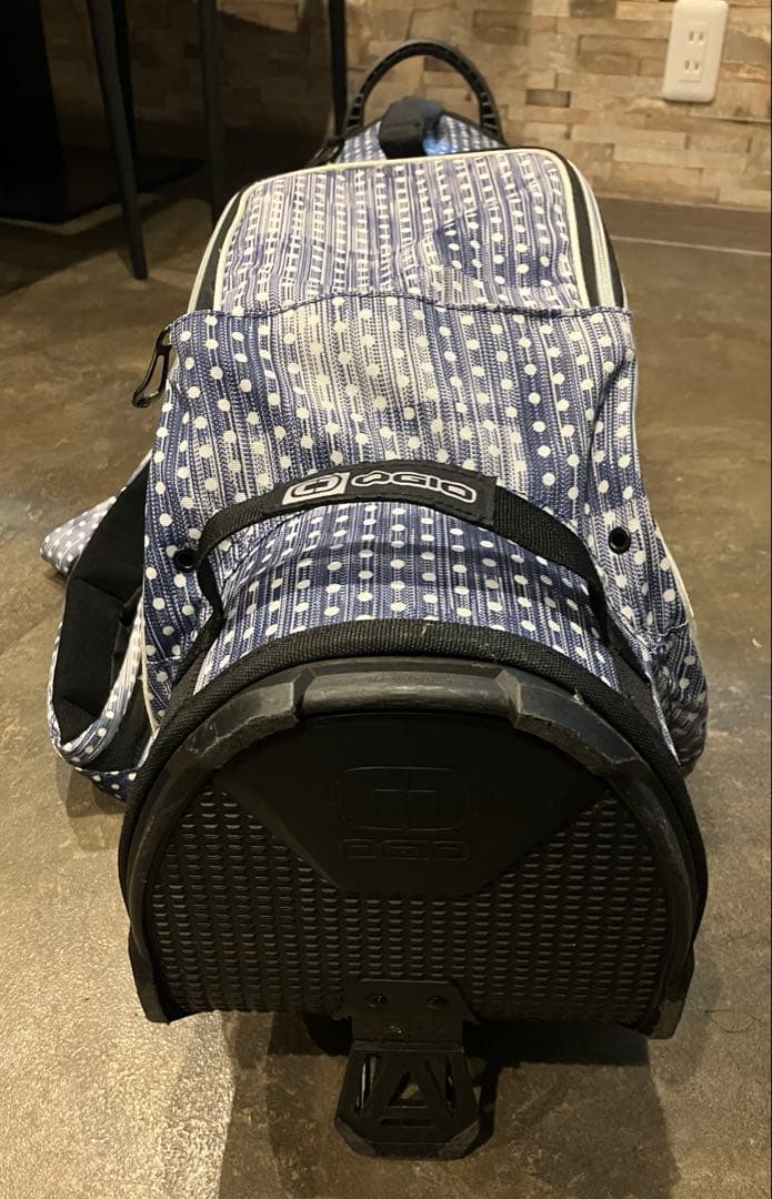 オジオ　キャディバック