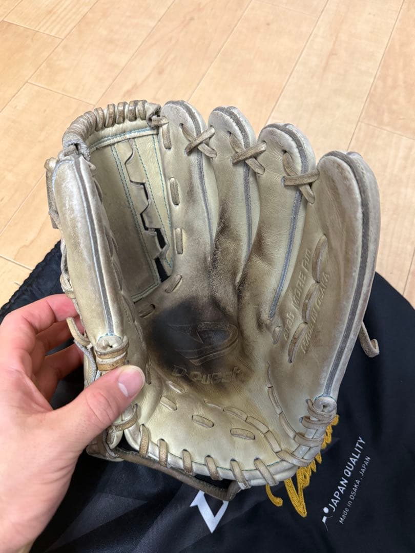 DQuest 硬式グローブ オーダー