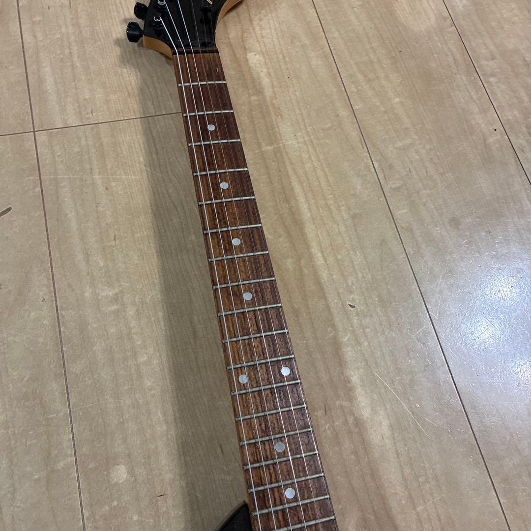 FDRNANDES ZO-3 アンプ内蔵　スピーカー内蔵　エレキギター　ブラック