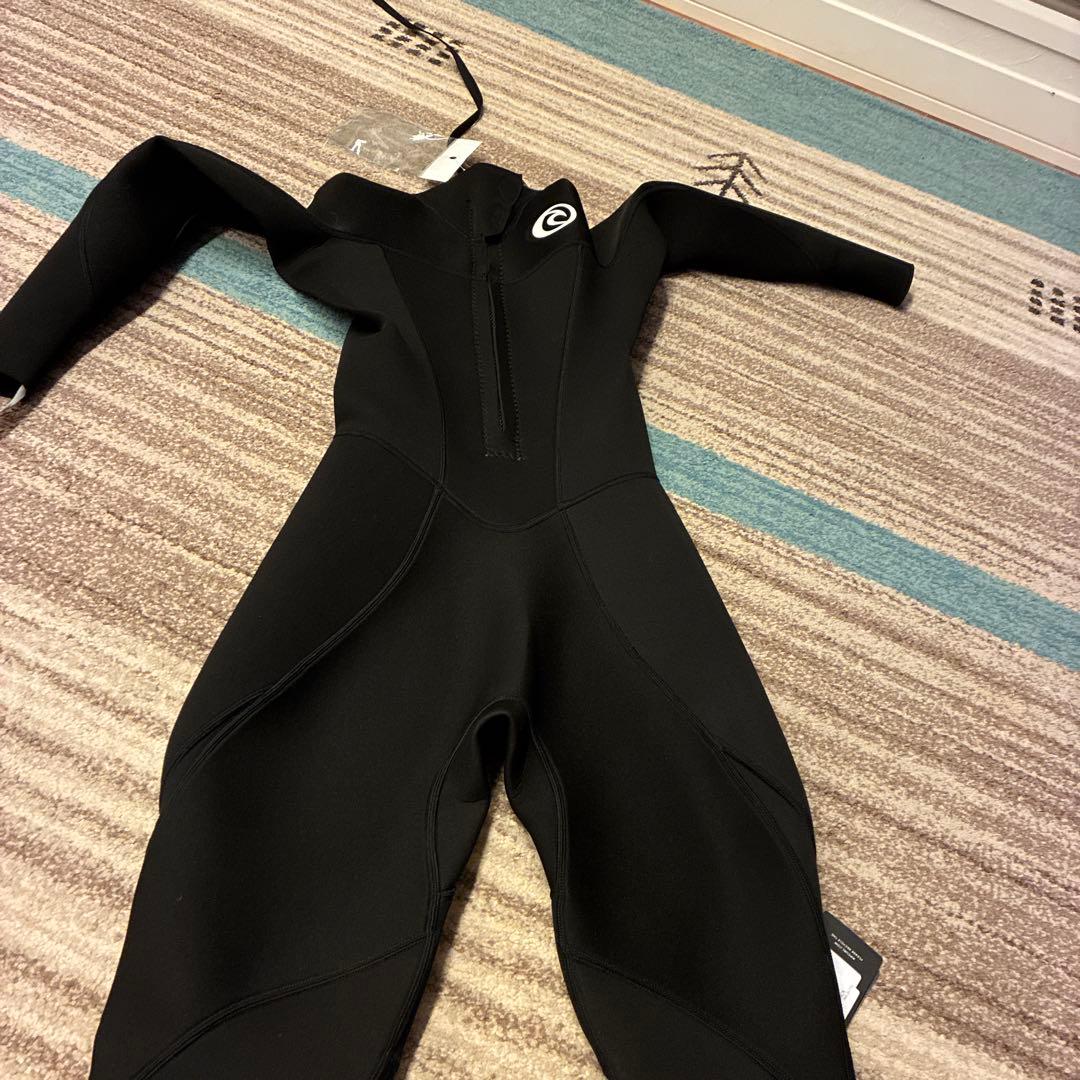 リップカールウエットスーツ　レディース