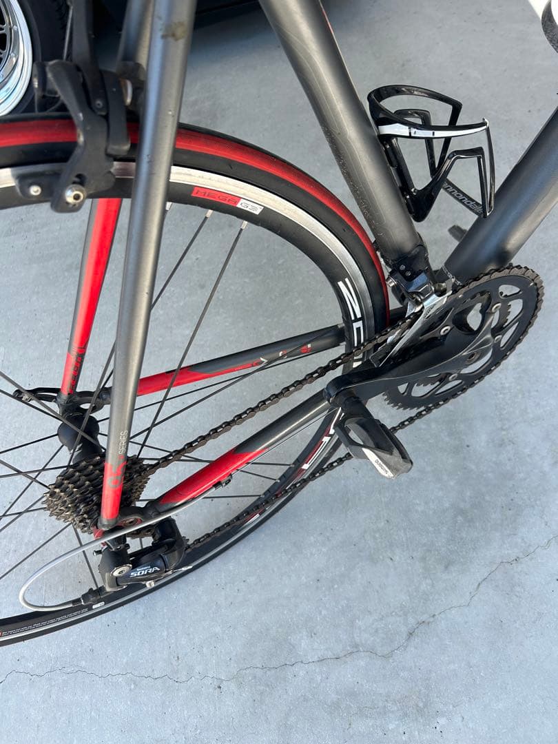 FELT ロードバイク 引き取り限定