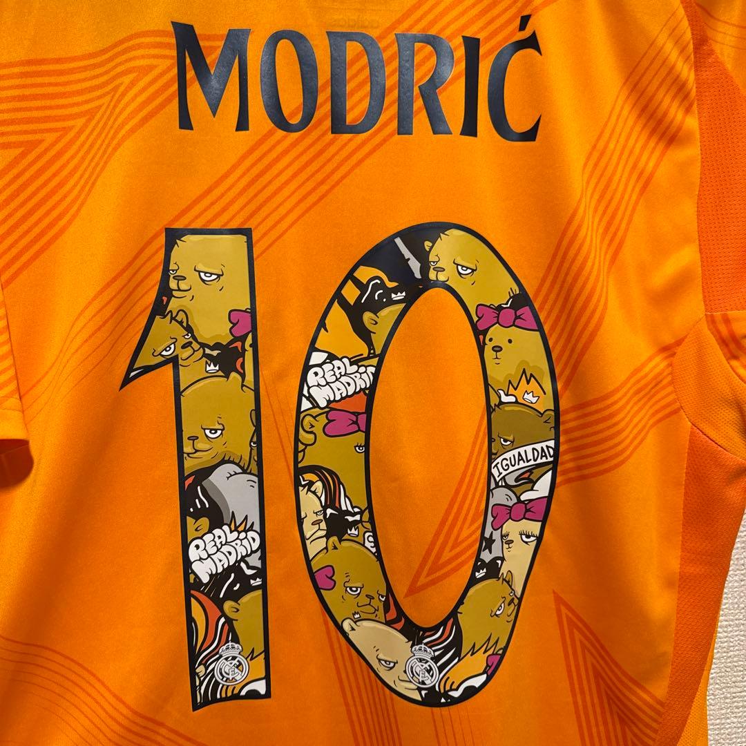 【新品未使用】24-25 レアル マドリード away モドリッチ ユニフォーム
