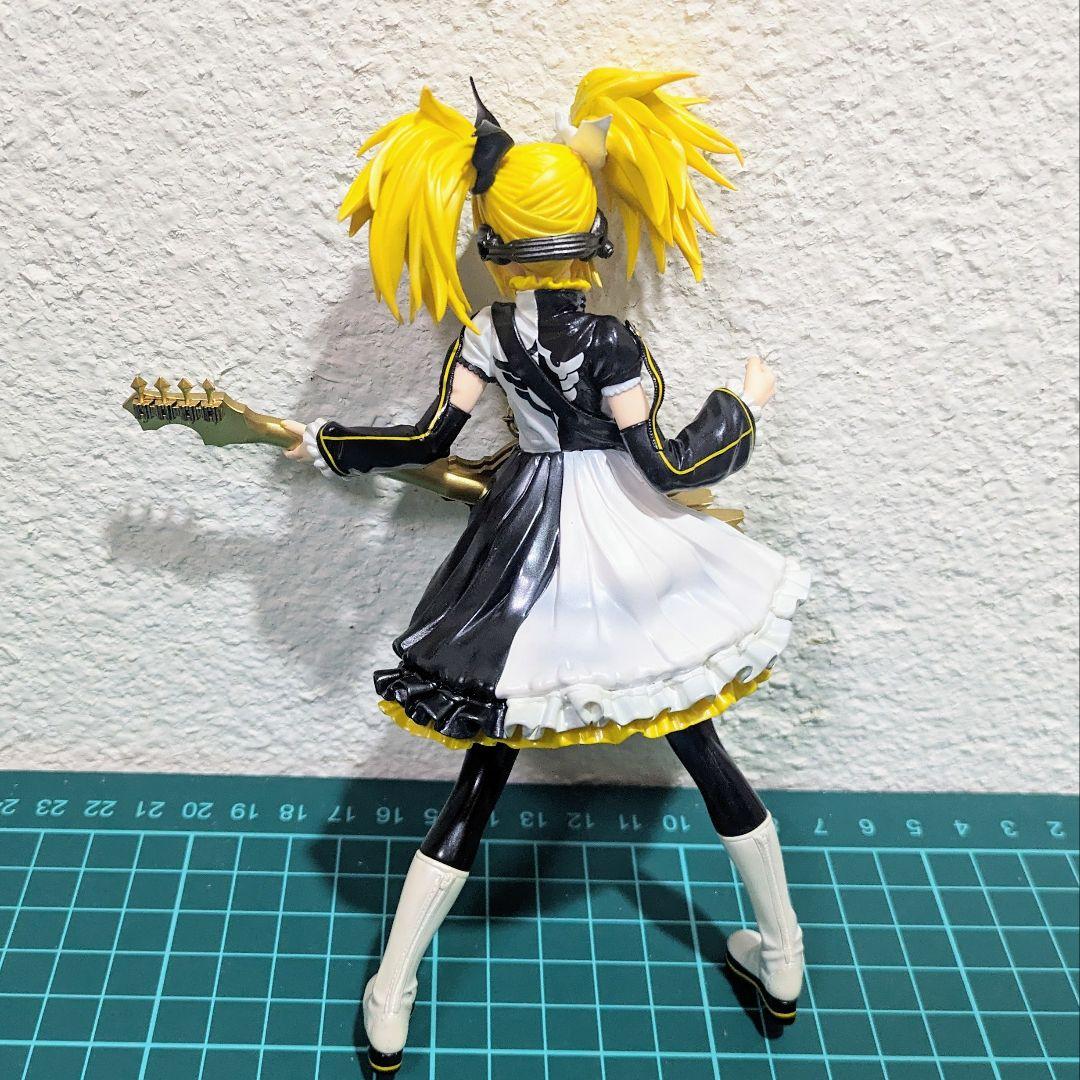 鏡音リン 炉心融解 1/8スケールフィギュア マックスファクトリー