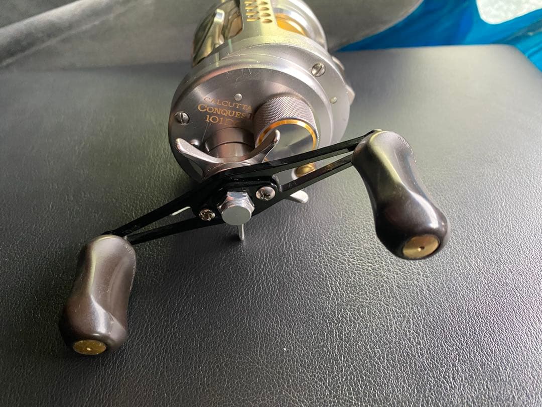 カルカッタコンクエスト101DC 左ハンドル　カスタム　シマノ　カルカッタ