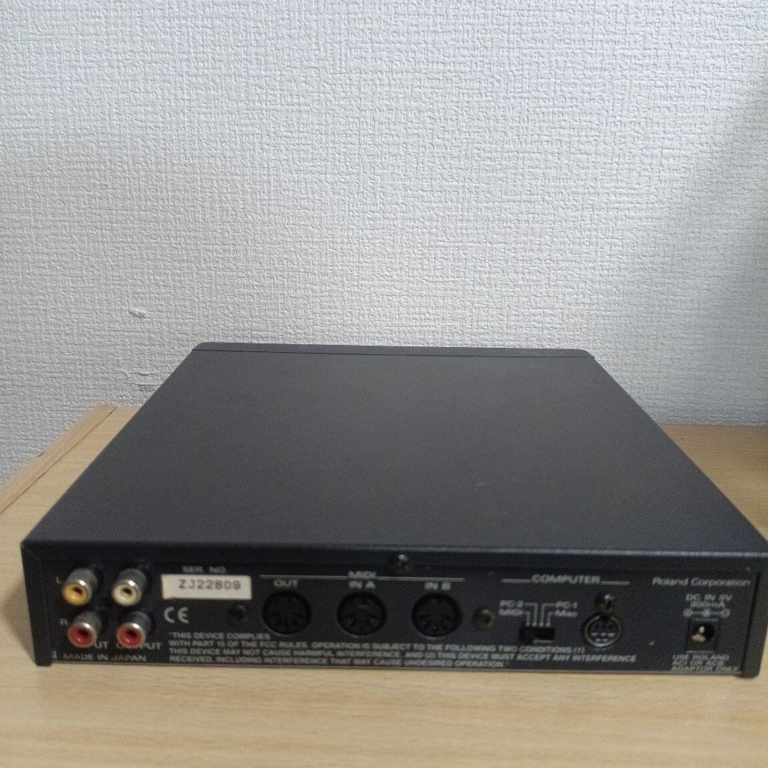 Roland SC-88ST 　本体、電源ケーブル