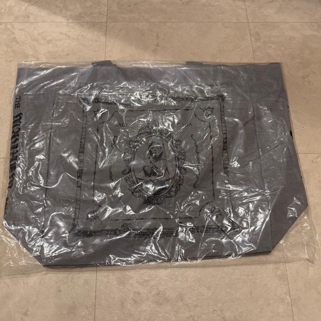 ★新品未開封★レディーガガ THE MAYHEM BALLトートバッグGRAY