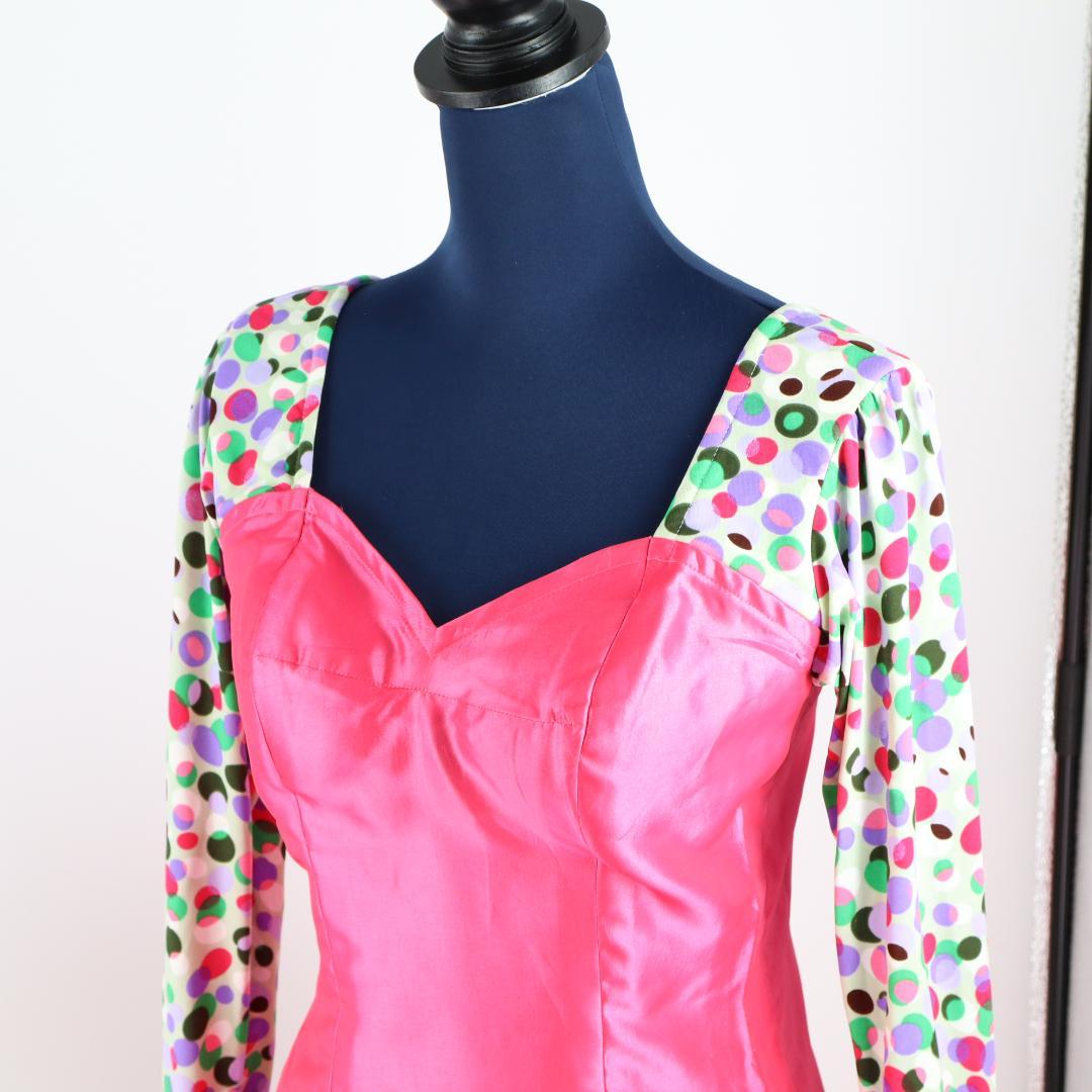 【美品 フラメンコ衣装】光沢ピンク×マルチカラー柄 ブラウス ファルダ スカート