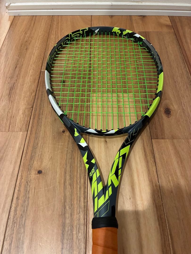 バボラ ピュアアエロ ラケット＆バッグG2 フェアウェイ レザーグリップ