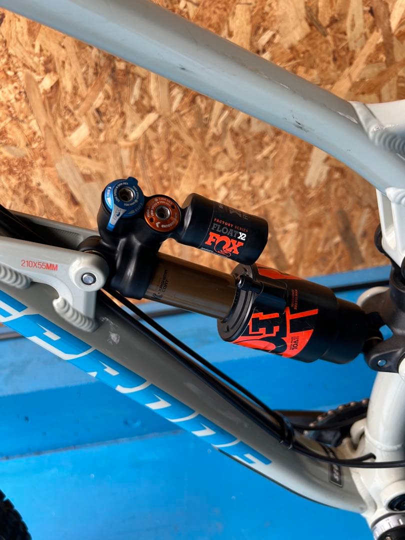 Nukeproof Mega 290 マウンテンバイク Sサイズ