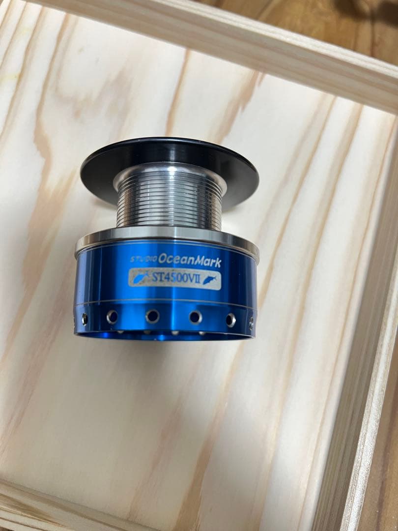 ダイワ　ソルティガZ 4500H スペアスプール付