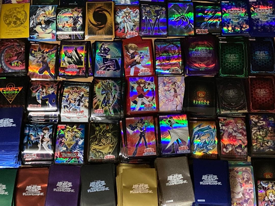 d*3様 遊戯王 スリーブ プロテクター 金 銀 ゴールド シルバー キャラクタ