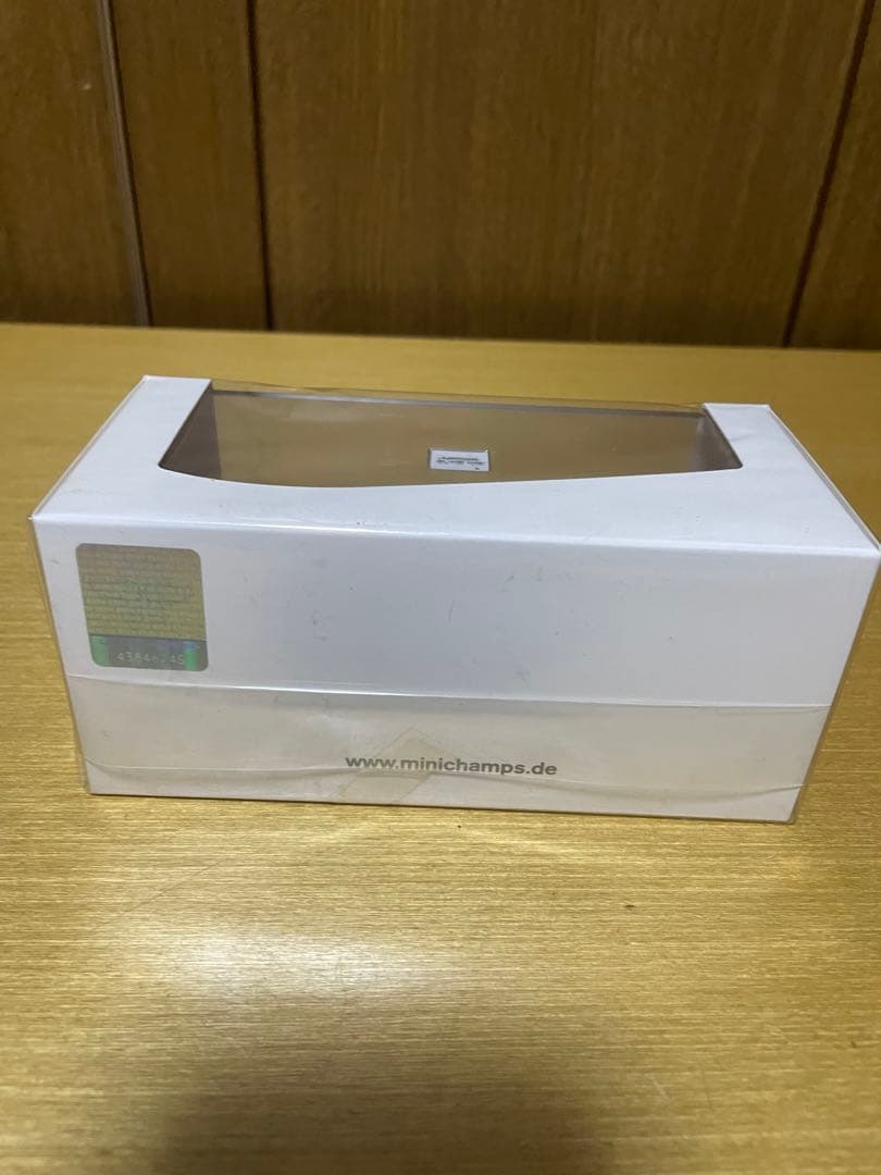 ミニカー MINICHAMPS  M1 1980 Paul's Model 1/43